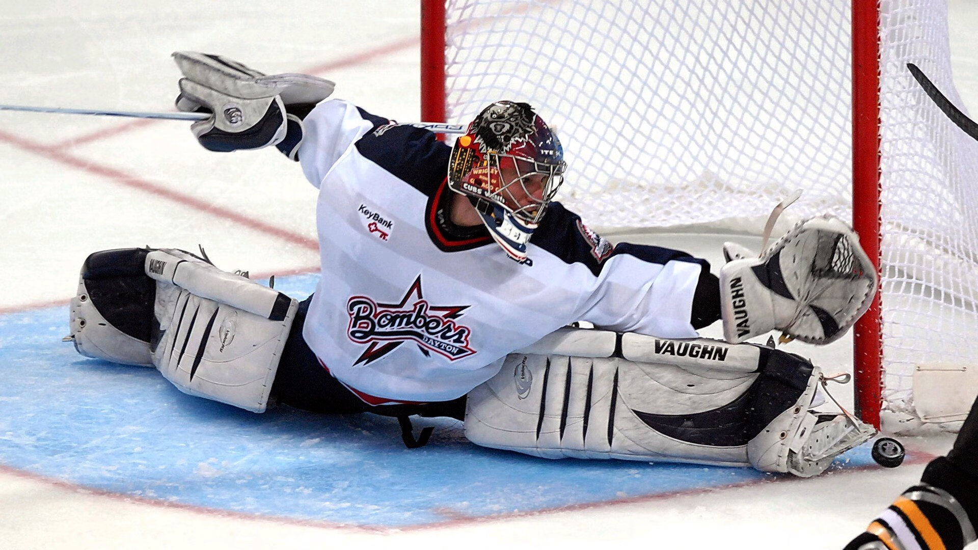 堡垒之夜推出蜘蛛侠主题赛季,堡垒之夜血蜘蛛共生体